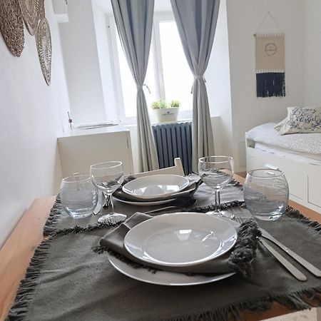 Logement Le Gabian Ampus Екстериор снимка